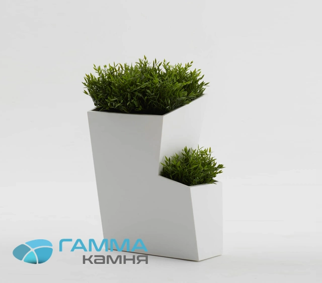 Кашпо из камня